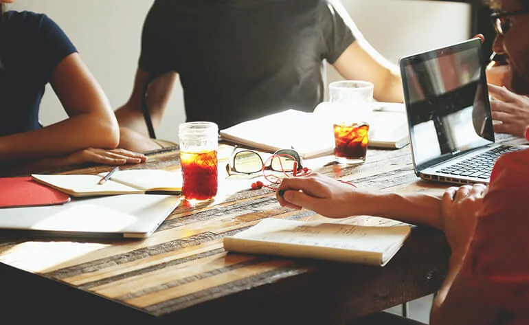 graphic design company in Gwalior for Schools: Mistakes To Avoid In 2026